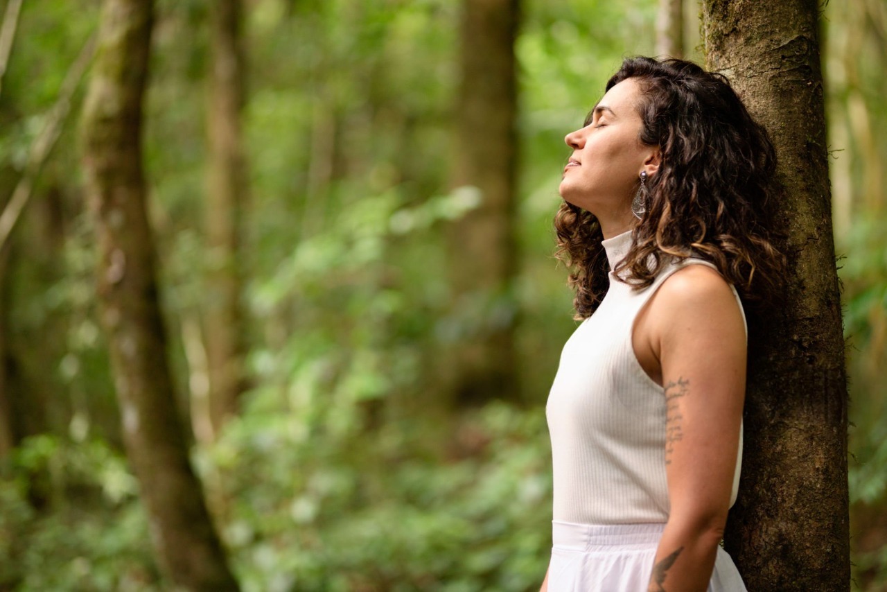 Woman taking Ayahuasca retreat in Colombia